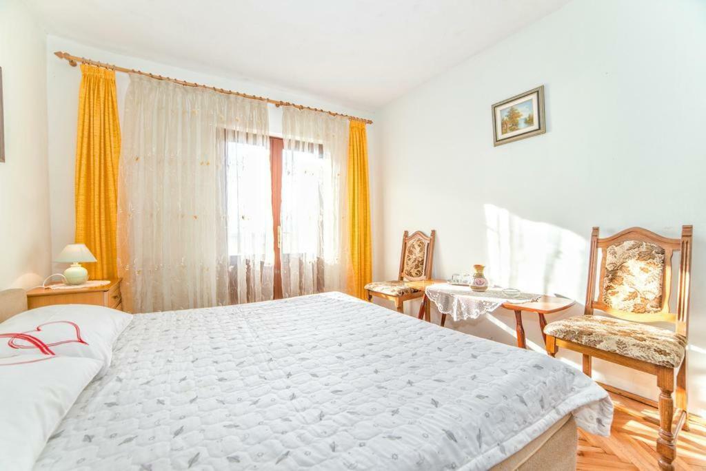 Apartments And Room Rabac 155 Екстериор снимка