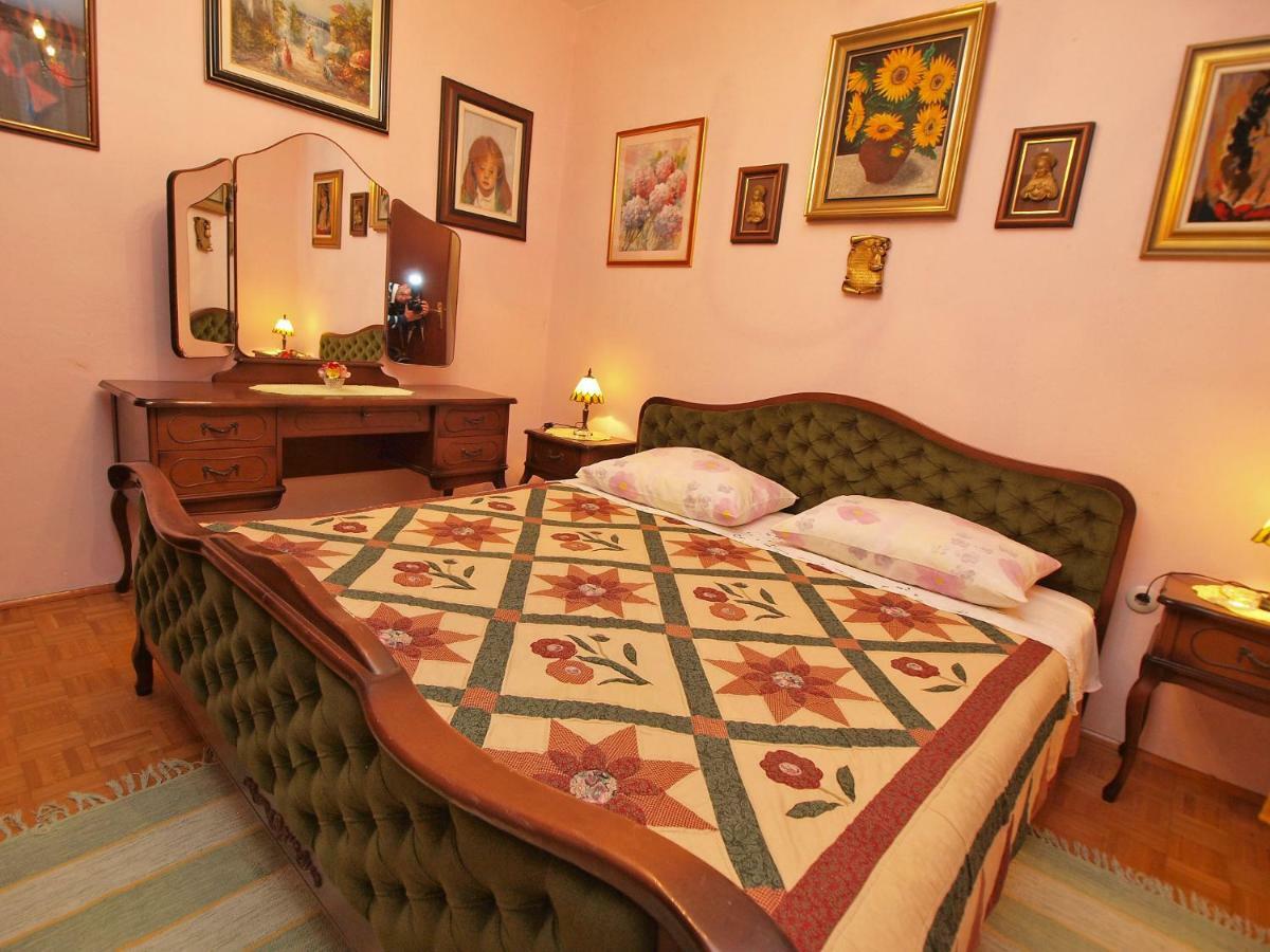 Apartments And Room Rabac 155 Екстериор снимка